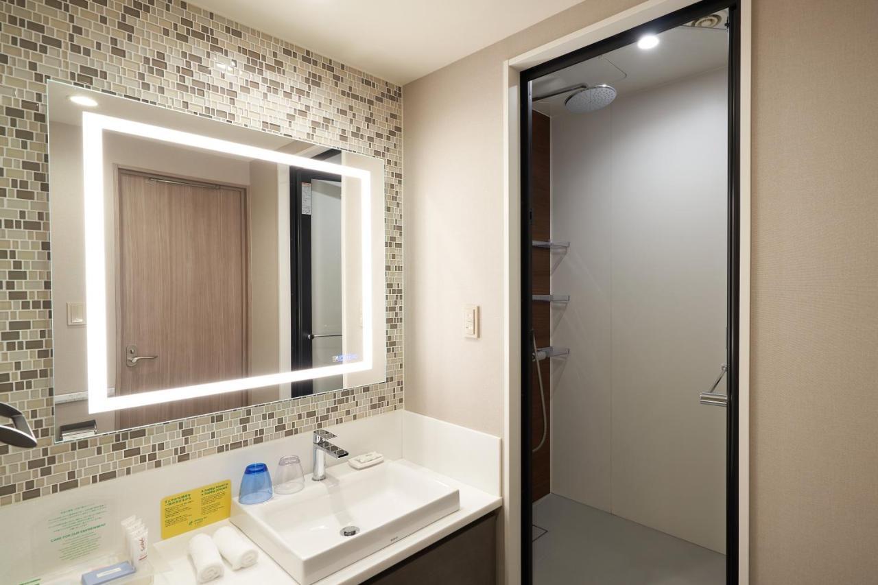 & Shin By Ihg 4* Ōsaka