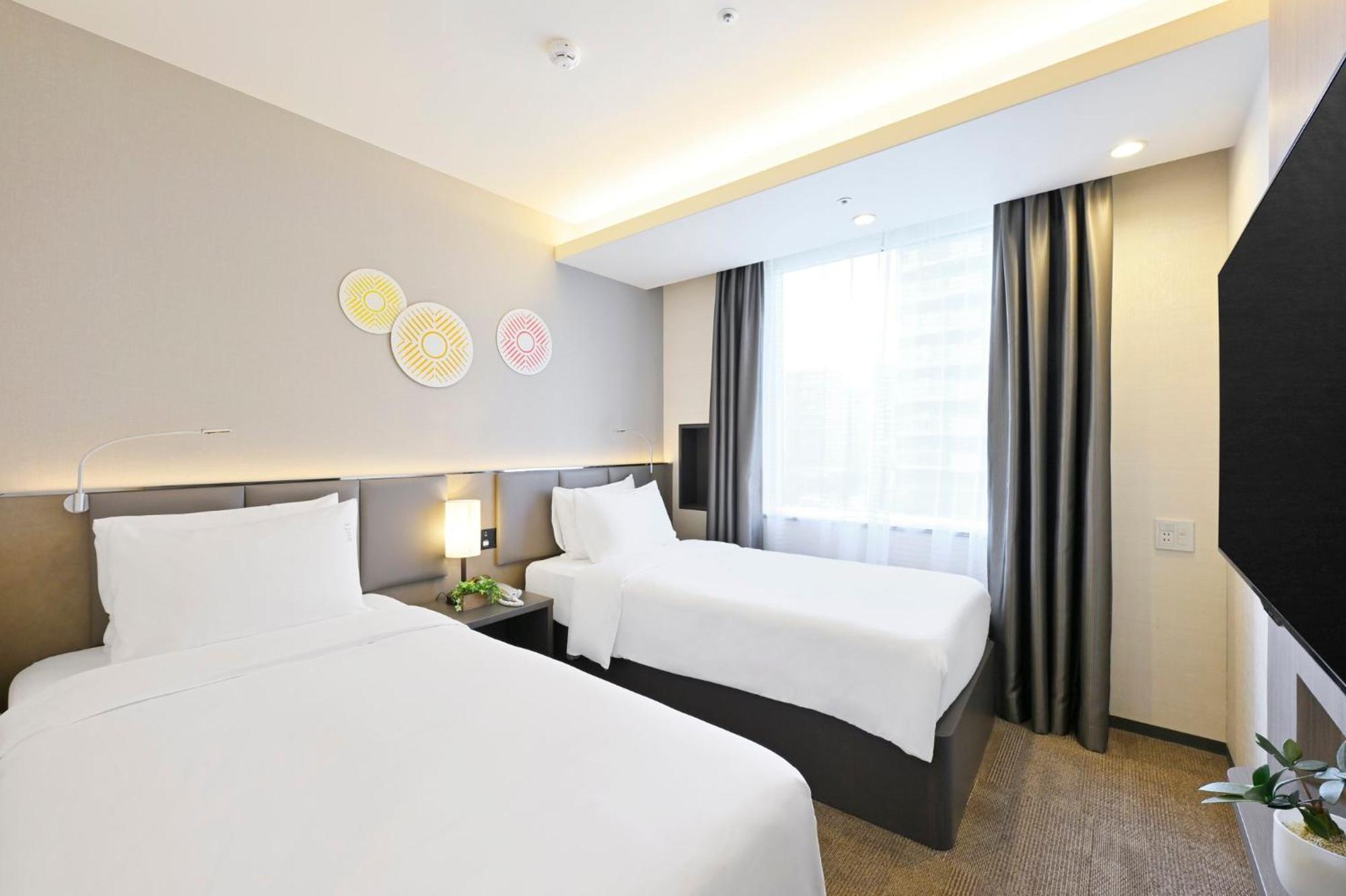 & Shin By Ihg Hotel Ōsaka
