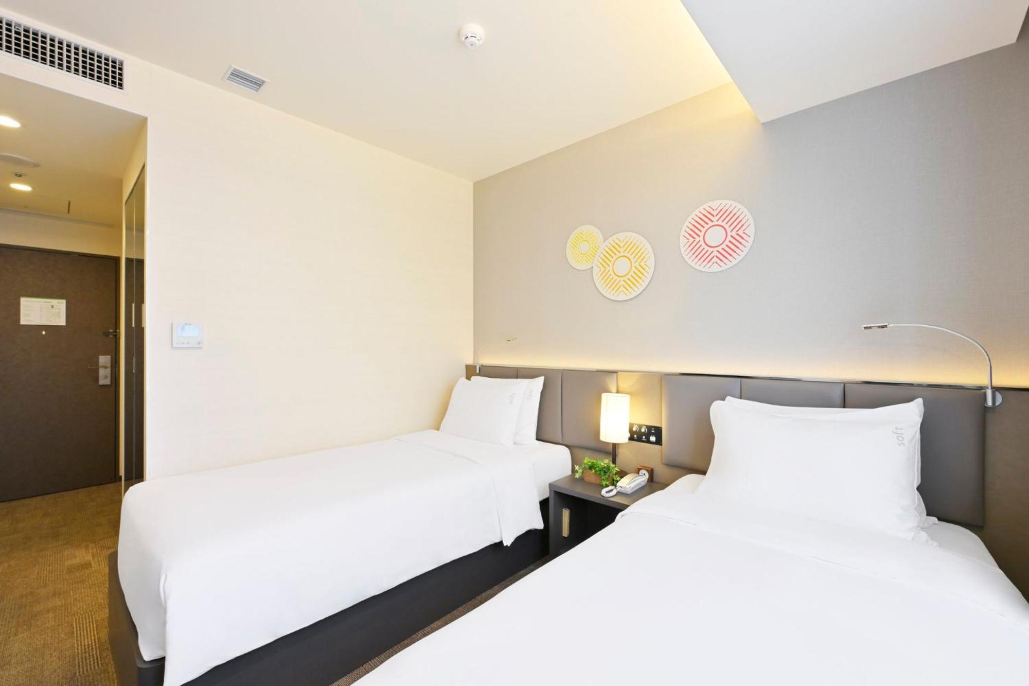 & Shin By Ihg 4* Ōsaka