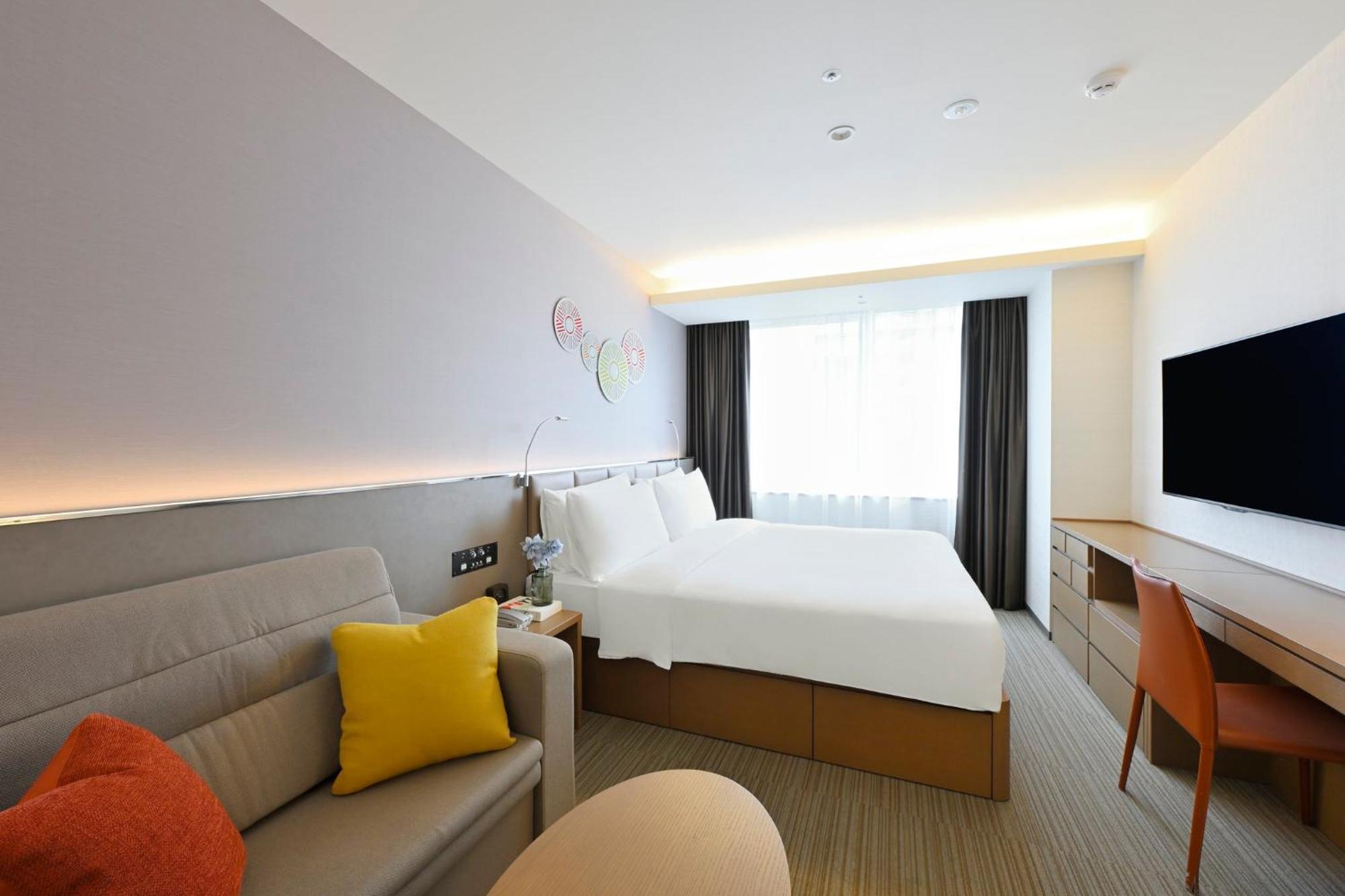 Hotel Inn&suites Shin Osaka, An Ihg