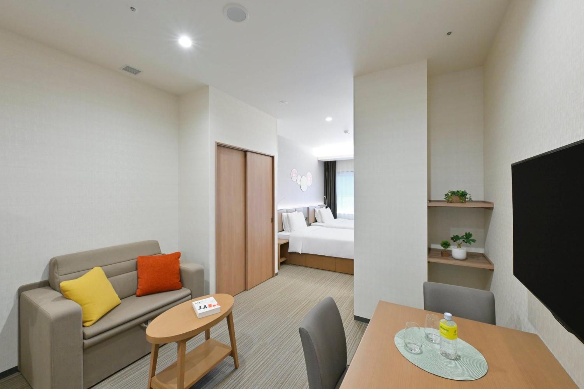 Inn&suites Shin Osaka, An Ihg Hotel 4*