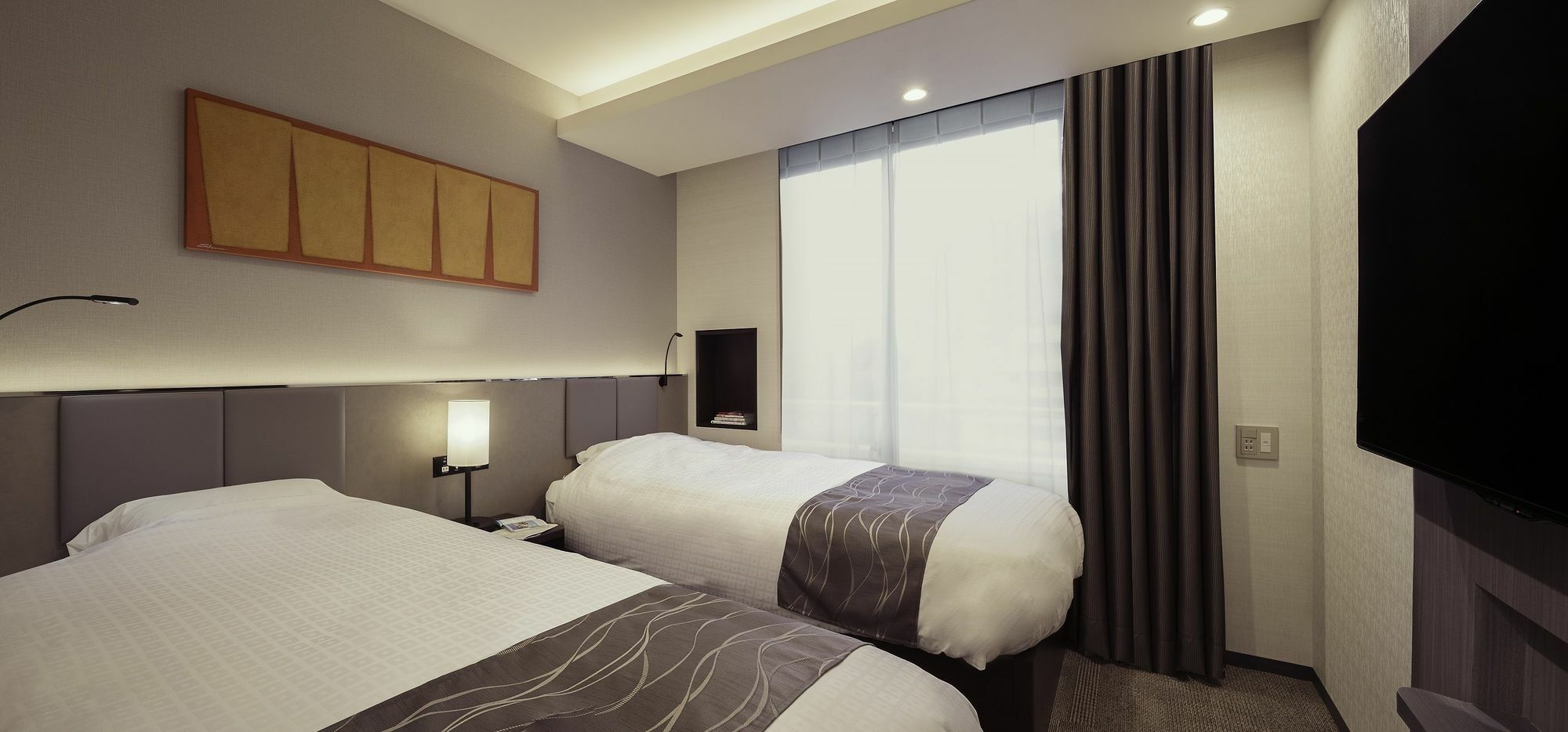 Inn&suites Shin Osaka, An Ihg